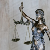 美国国旗与足球元素结合的主办国标识